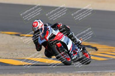 media/Oct-03-2022-Moto Forza (Mon) [[5f077a3730]]/Intermediate Group/Session 2 (Turn 10)/